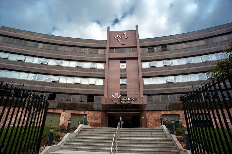 Eurocaja Rural activa un protocolo de actuación especial a sus clientes asegurados para paliar los daños ocasionados por la DANA